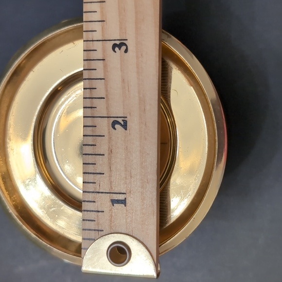 Partylite Set Of 2 Brass Short Piller Candle Holders. - Picture 10 of 10